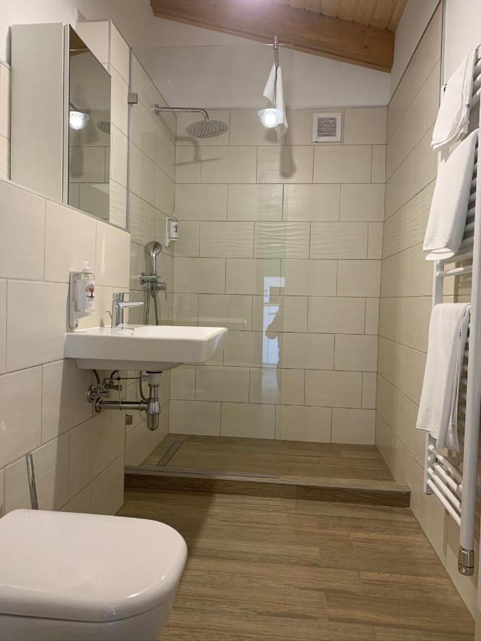 Oeregtoelgy Apartman Szár Екстериор снимка